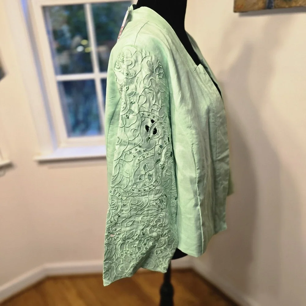 EY Signature Women's 1X Green Lace Sleeve‎ Linen Open Front Jacket